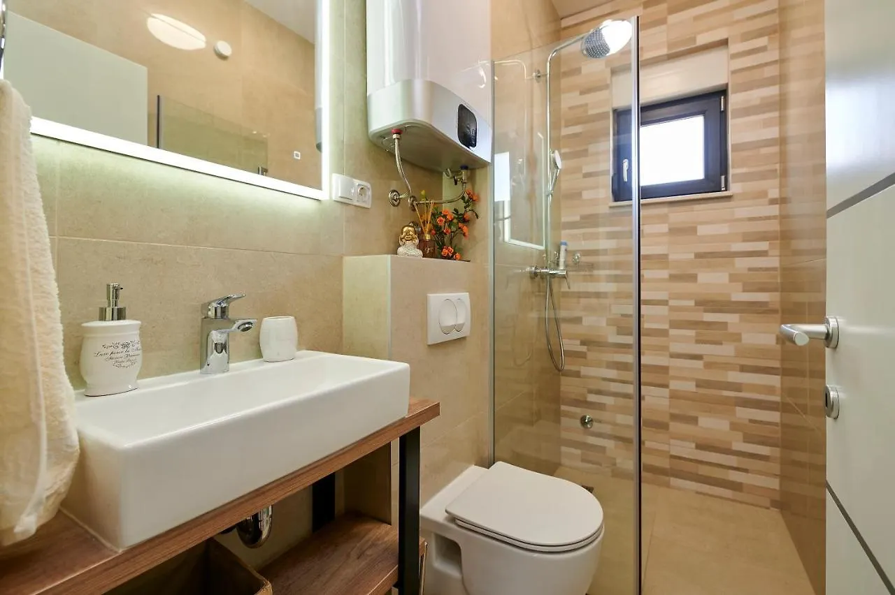 Apartments Antica Trogir 0*,  Hırvatistan